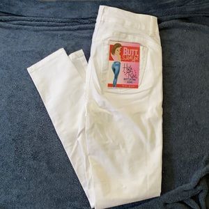 White stretchy denim skinny jeans.